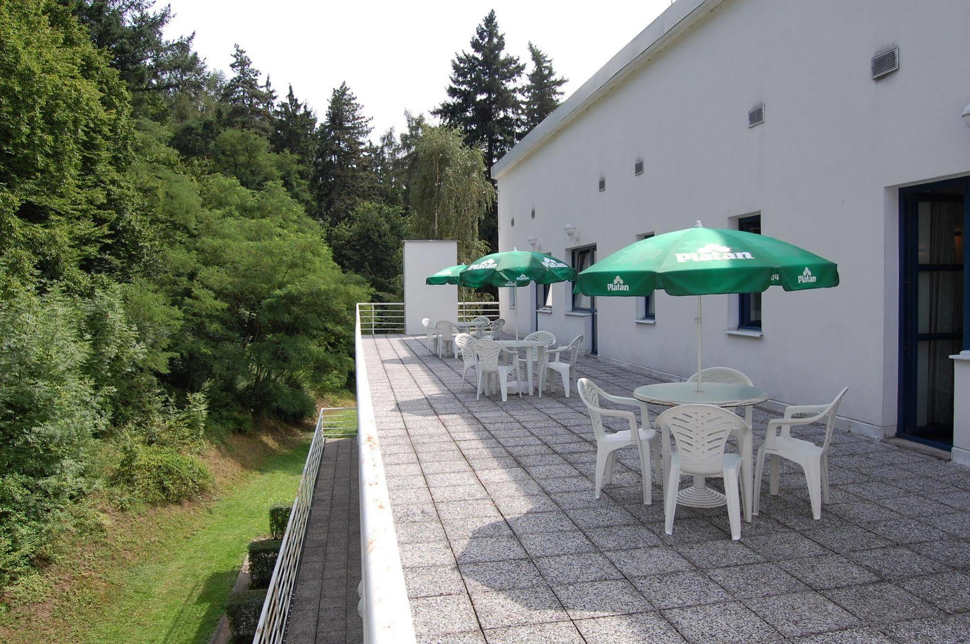 Interhotel America Písek Esterno foto
